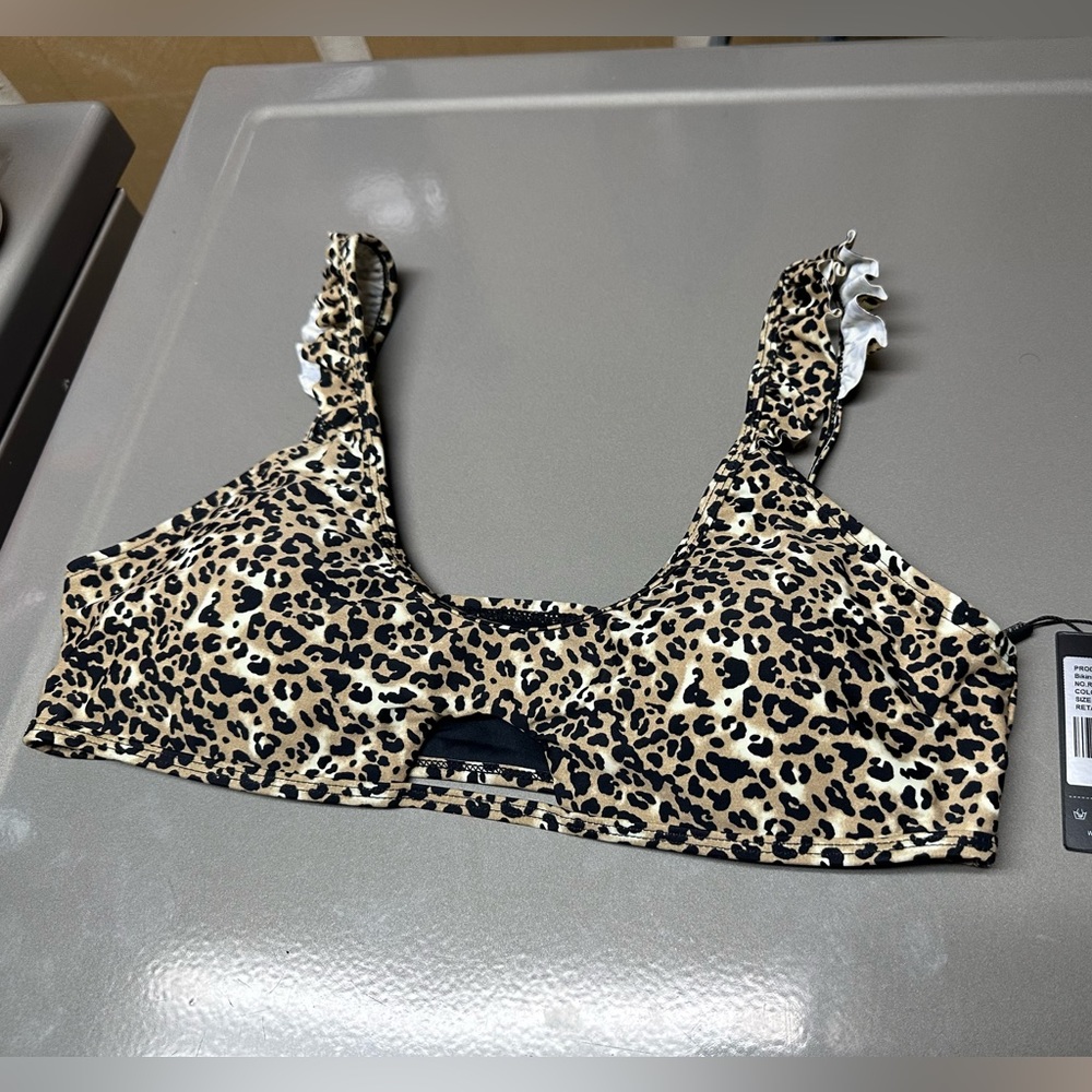 New leopard print bikini top
